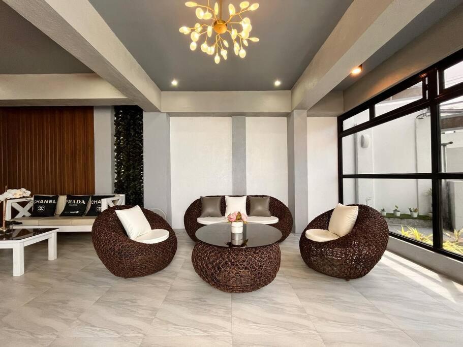 8 Flags Resort Laguna 洛斯巴尼奥斯 外观 照片
